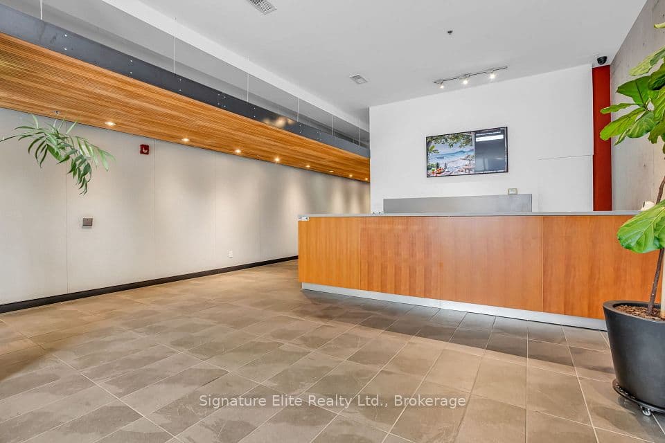 8 Dovercourt Road 402, Toronto, ON M6J 0B6 – photo 2