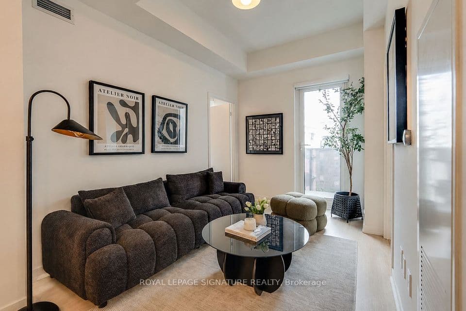 500 Wilson Avenue 523, Toronto, ON M3H 0E5 – main photo