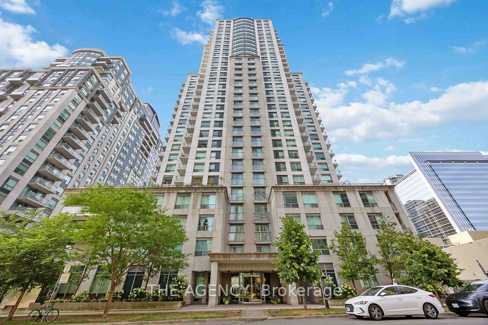 21 Hillcrest Avenue 3001, Toronto, ON M2N 7K2 – main photo