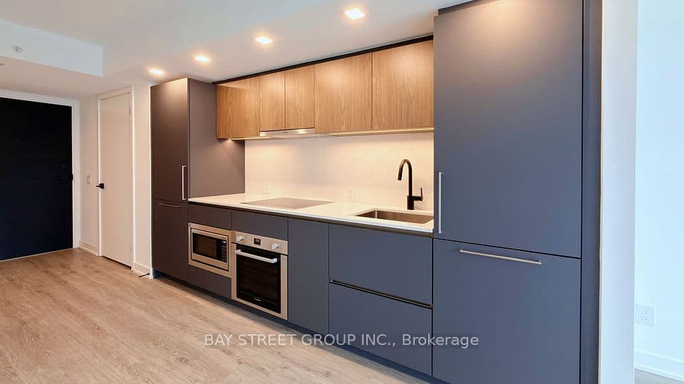 609 Sherbourne Street 1211, Toronto, ON M4X 0A4 – photo 2