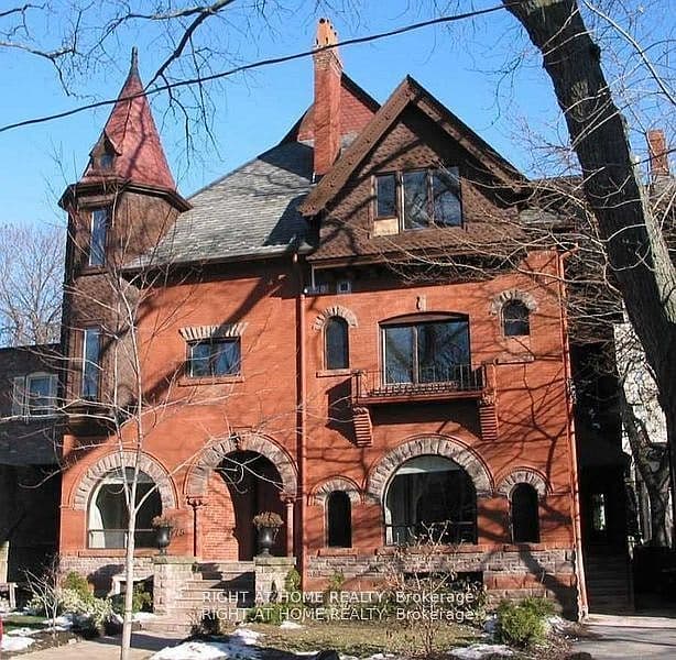173-175 Madison Avenue, Toronto, ON M5R 2S6 – main photo