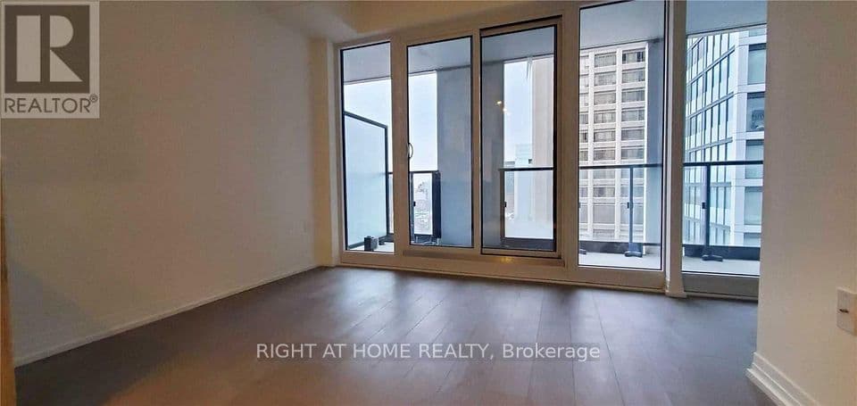 251 Jarvis Street 818, Toronto, ON M5B 0C3 – photo 3