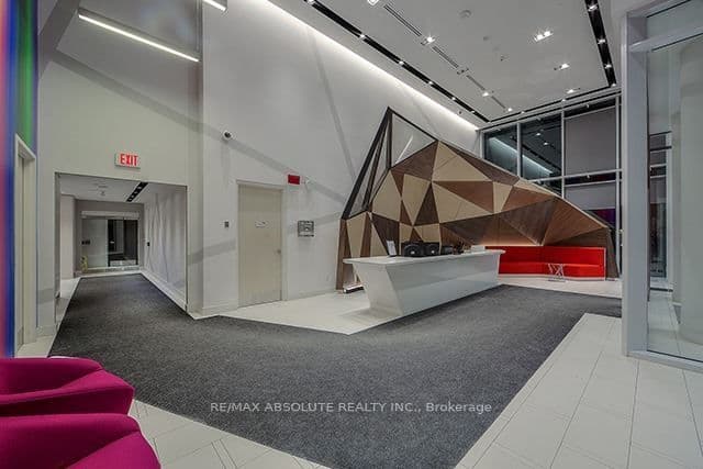 30 Roehampton Avenue 3007, Toronto, ON M4P 0B9 – photo 2