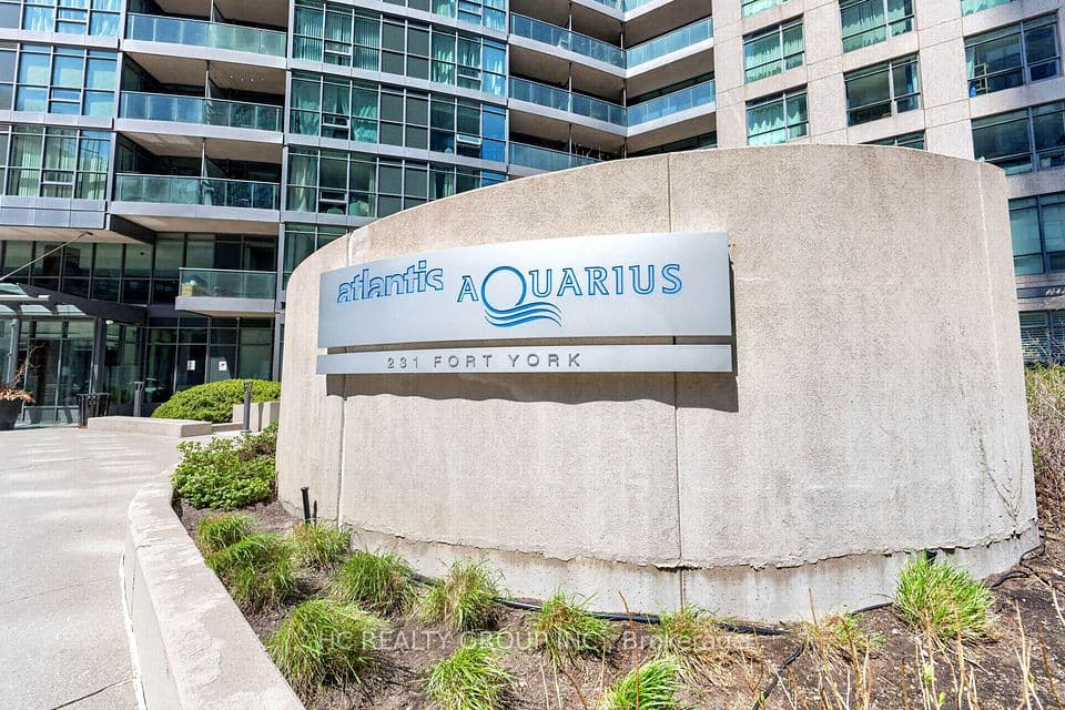 231 Fort York Boulevard 121, Toronto, ON M5V 1B2 – photo 2
