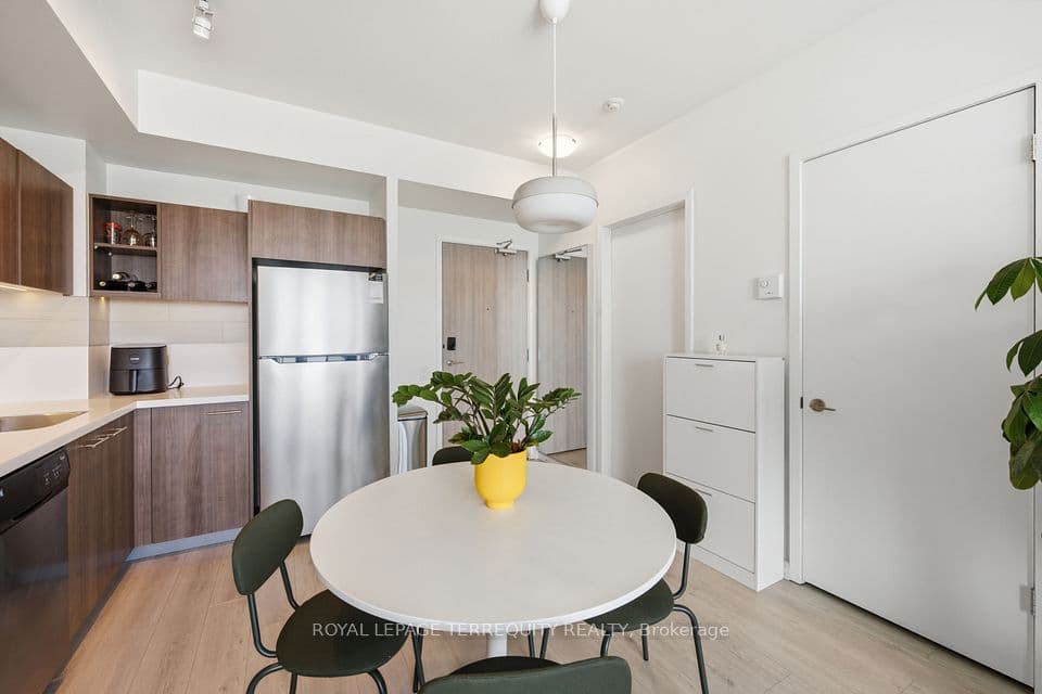 70 Distillery Lane 2107, Toronto, ON M5A 0E3 – photo 2