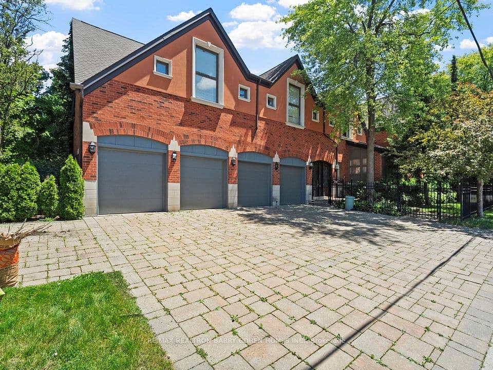 40 Old Colony Road, Toronto, ON M2L 2K1 – photo 2