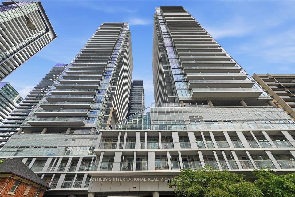195 Redpath Avenue 2307, Toronto, ON M4P 0E4 – main photo
