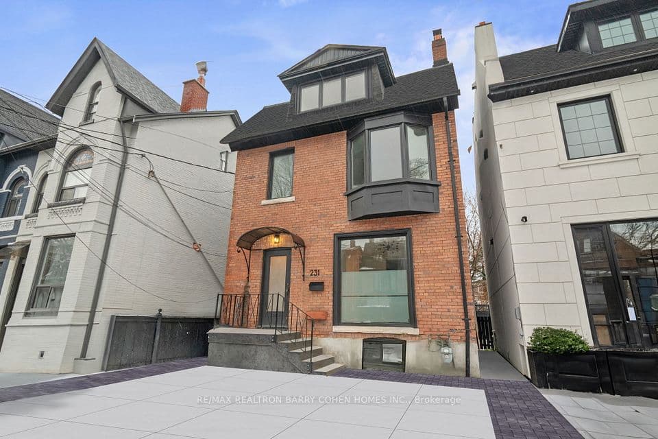 231 Macpherson Avenue, Toronto, ON M4V 1A1 – photo 2