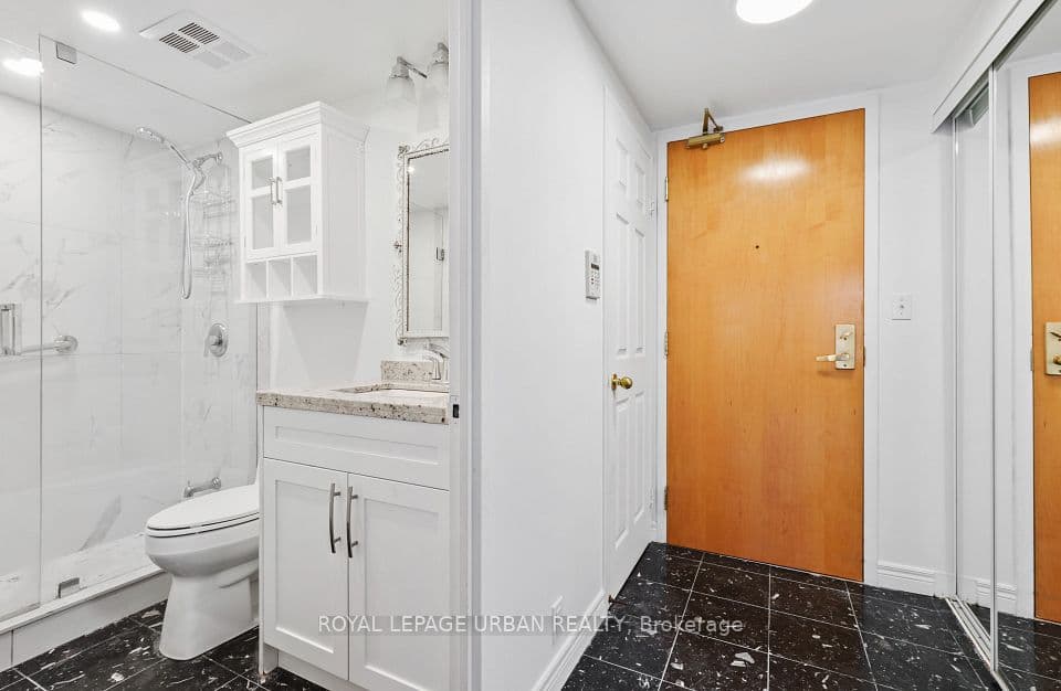 43 Eglinton Avenue E 506, Toronto, ON M4P 1A2 – photo 3