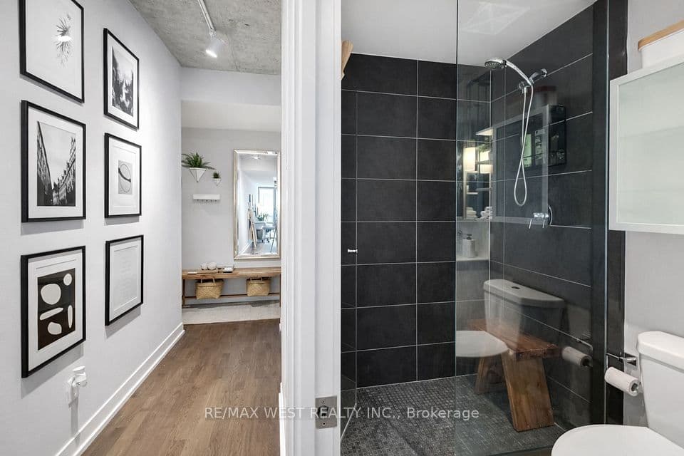 650 King Street W 310, Toronto, ON M5V 0H6 – photo 3