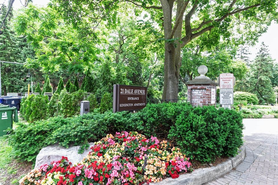 21 Dale Avenue 644, Toronto, ON M4W 1K3 – photo 2