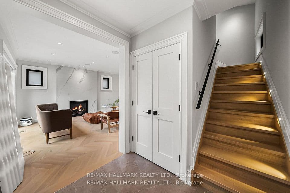 26 Carey Road, Toronto, ON M4S 1N8 – photo 2
