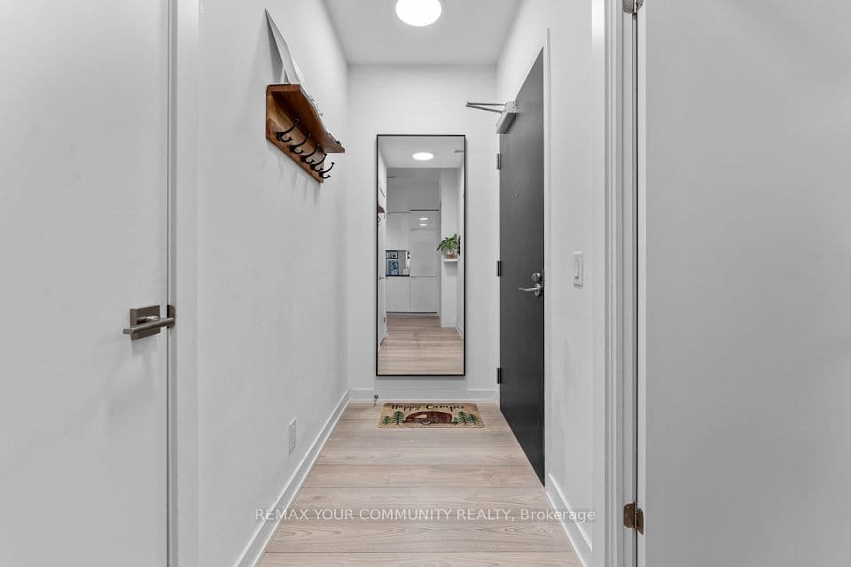 609 Avenue Road 201, Toronto, ON M4V 0B1 – photo 3
