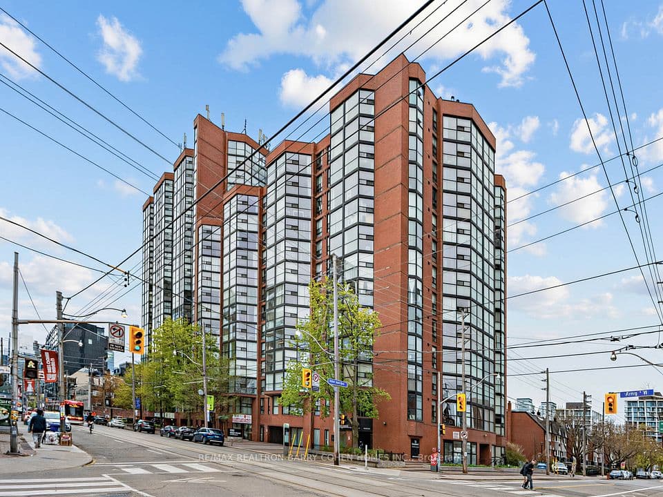 725 King Street W 303, Toronto, ON M5V 2W9 – main photo
