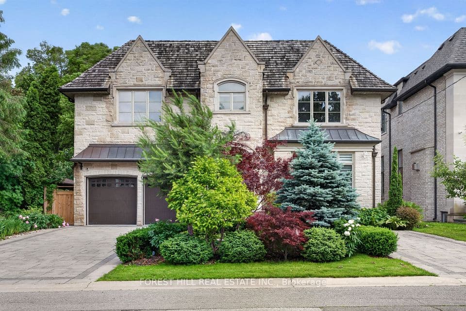 59 Munro Boulevard, Toronto, ON M2P 1C3 – main photo