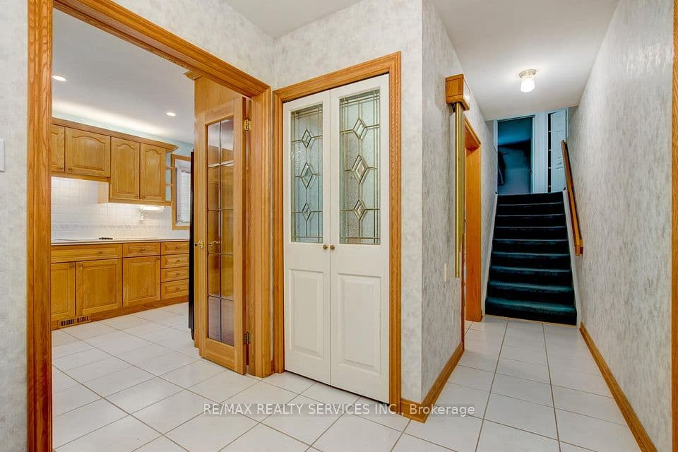 101 George Henry Boulevard, Toronto, ON M2J 1G1 – photo 3