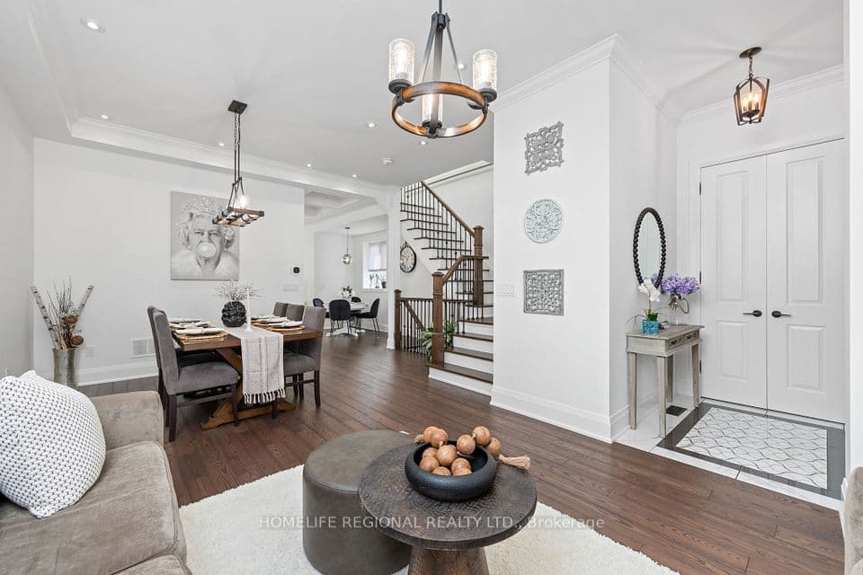 313 Robina Avenue, Toronto, ON M6C 3Z2 – photo 2