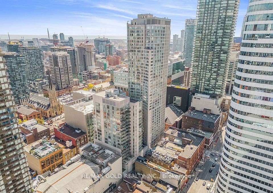 200 Victoria Street 1506, Toronto, ON M5B 1V8 – main photo