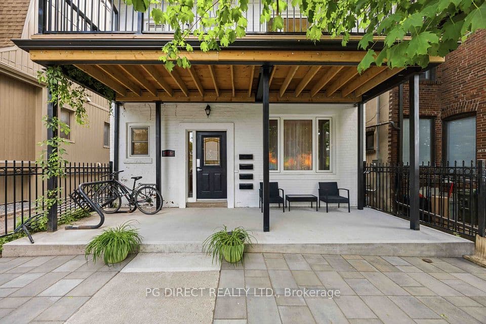486 Montrose Avenue, Toronto, ON M6G 3H1 – photo 2