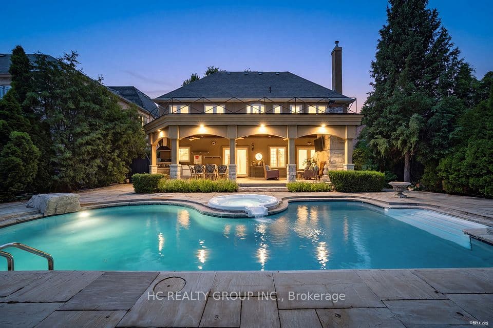 75 Yorkminster Road, Toronto, ON M2P 1M4 – main photo