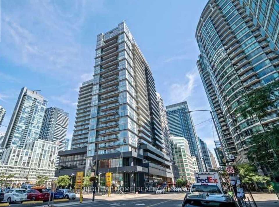 352 Front Street W 1918, Toronto, ON M5V 0K3 – main photo