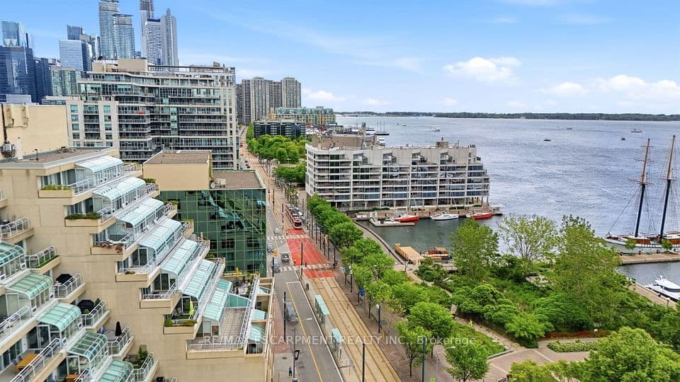 460 Queens Quay Way W 803E, Toronto, ON M5V 2Y5 – photo 3