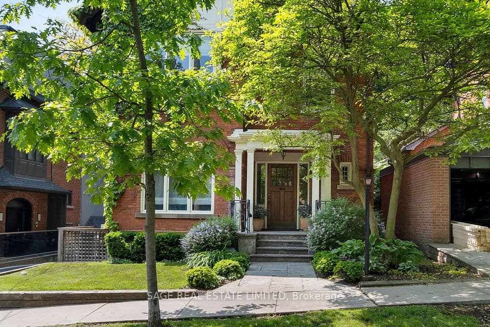 104 Park Road, Toronto, ON M4W 2N7 – main photo