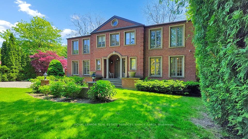 21 Forest Heights Boulevard, Toronto, ON M2L 1G4 – photo 3
