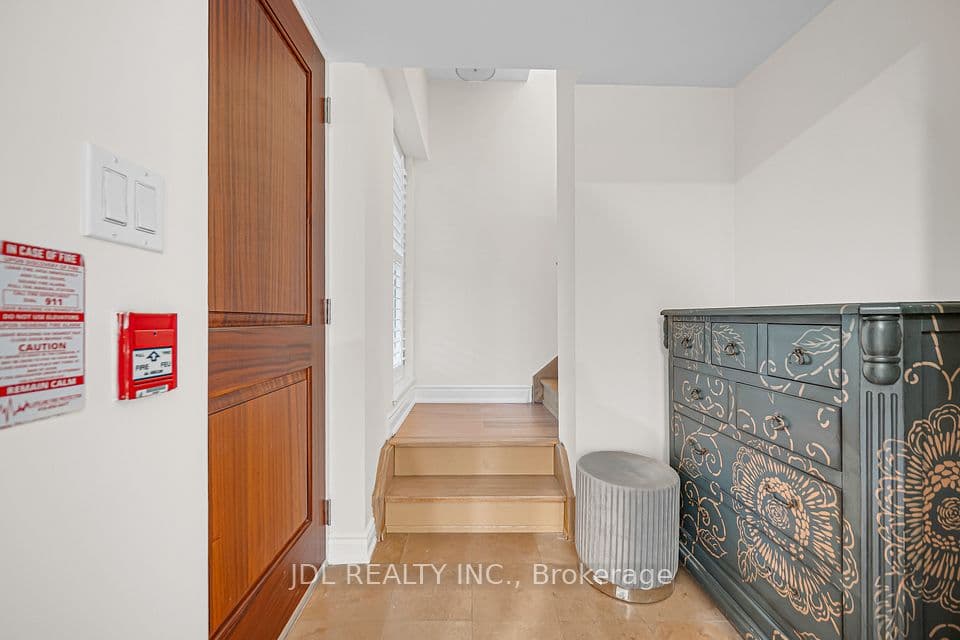 761 Bay Street TH07, Toronto, ON M5G 2R2 – photo 2