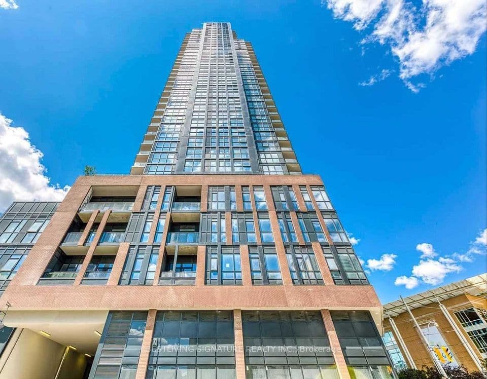159 Wellesley Street E 903, Toronto, ON M4Y 0H5 – main photo