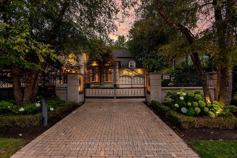 48 Wimpole Drive, Toronto, ON M2L 2L3 – photo 2