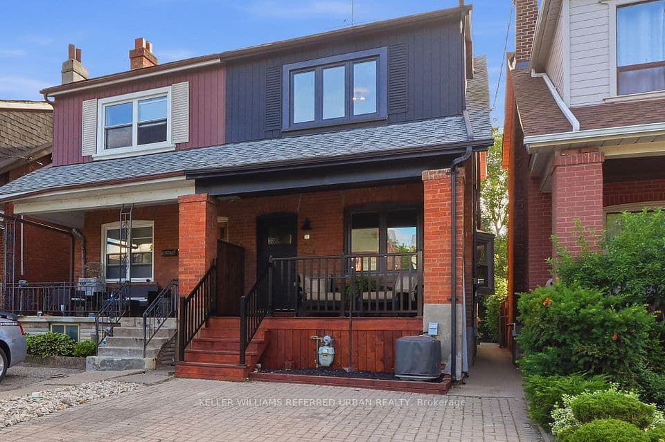220 Westmount Avenue, Toronto, ON M6E 3M8 – main photo