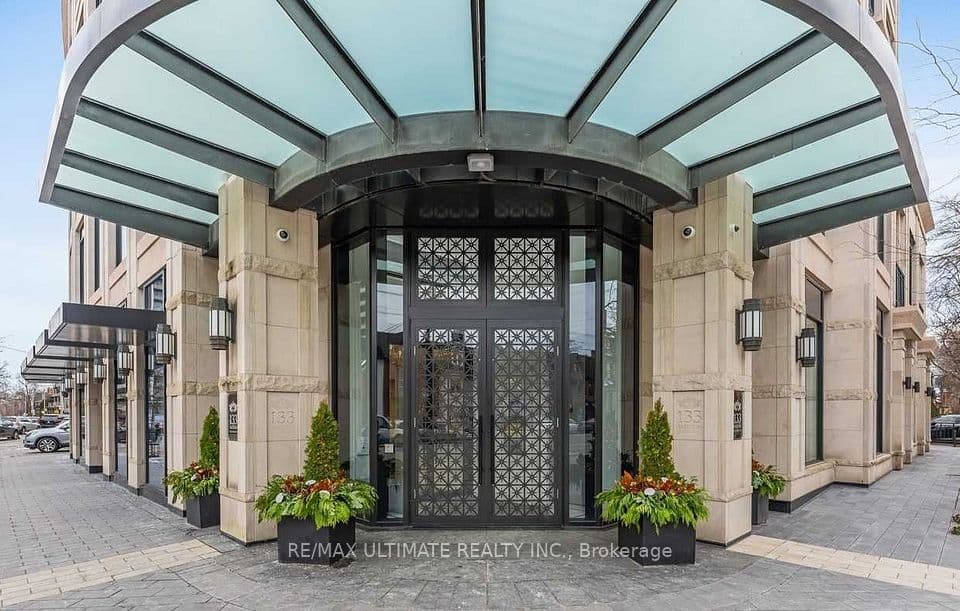 133 Hazelton Avenue 202, Toronto, ON M5R 0A6 – photo 3