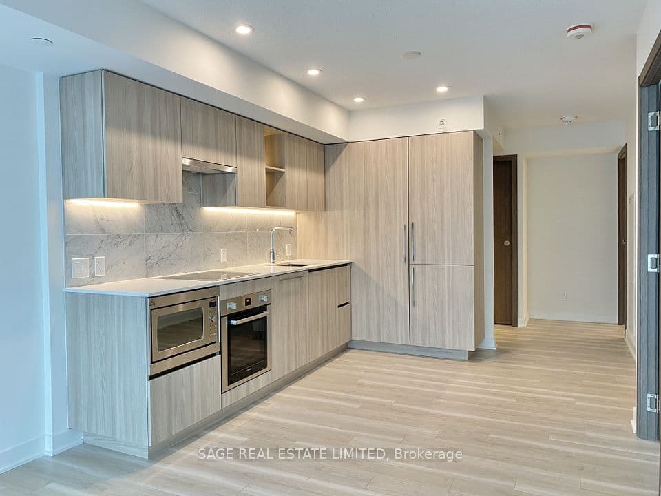 17 Bathurst Street 801, Toronto, ON M5V 0N1 – main photo