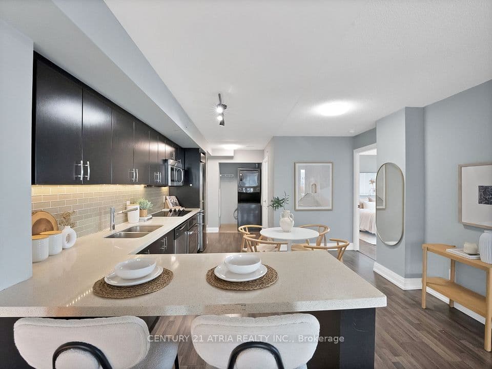 565 Wilson Avenue 1109W, Toronto, ON M3H 0C6 – main photo