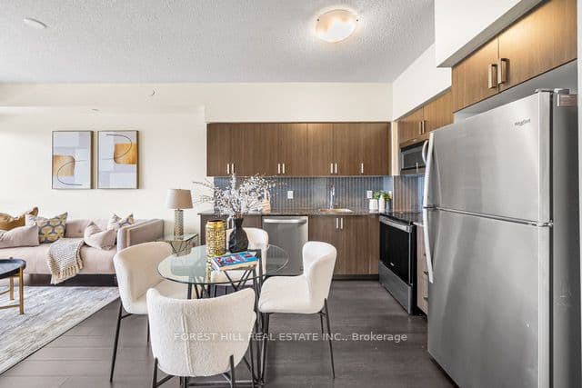 1603 Eglinton Avenue W 319, Toronto, ON M6E 0A1 – photo 2
