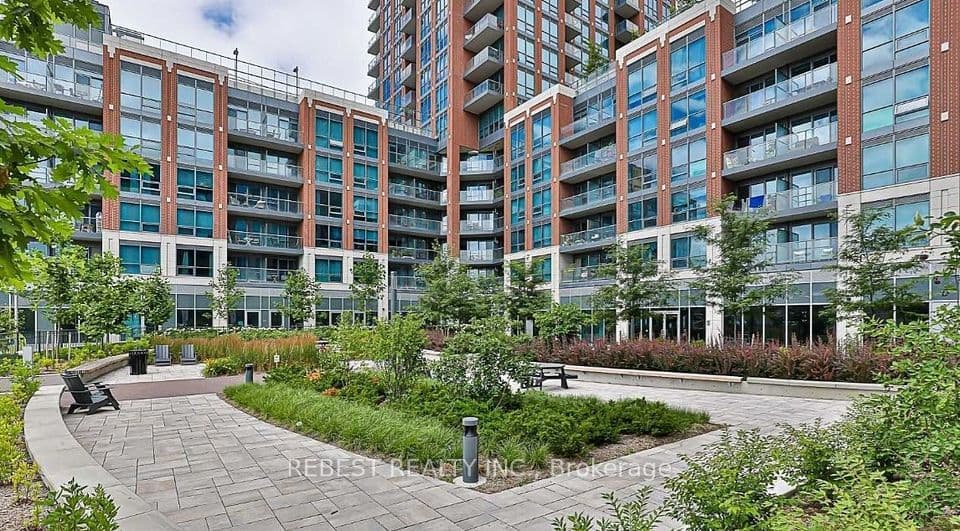 31 Tippett Road 547, Toronto, ON M3H 0C8 – main photo