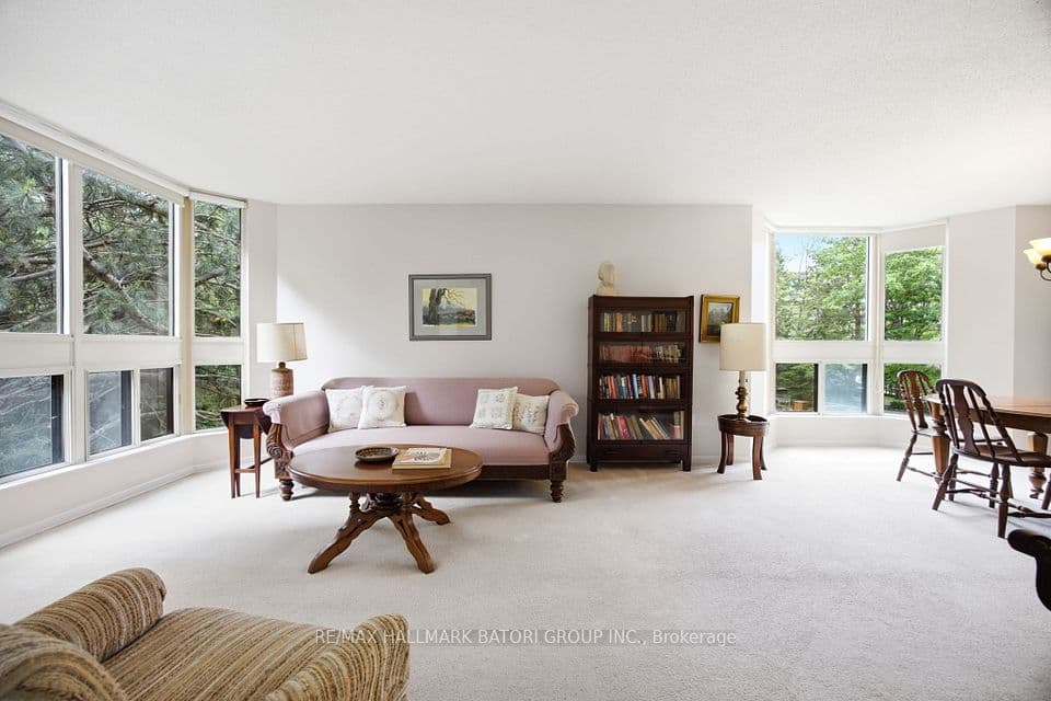 10 Kenneth Avenue 211, Toronto, ON M2N 6K6 – photo 2