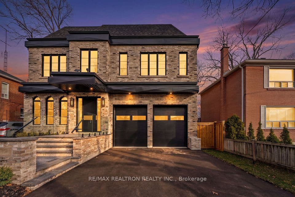 38 Ridgevale Drive, Toronto, ON M6A 1K8 – photo 3