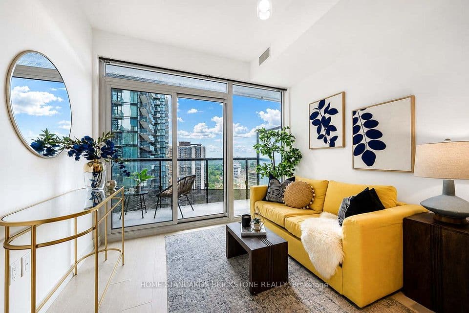 117 Broadway Avenue 1705, Toronto, ON M4P 1V3 – main photo
