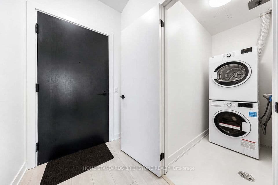 117 Broadway Avenue 1705, Toronto, ON M4P 1V3 – photo 2