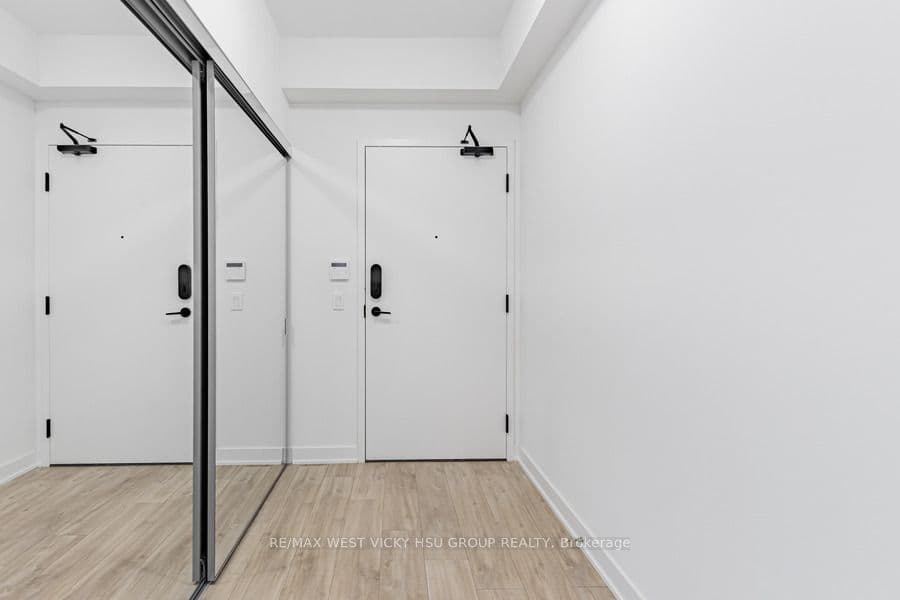 100 Dalhousie Street 3301, Toronto, ON M5B 0C7 – photo 3