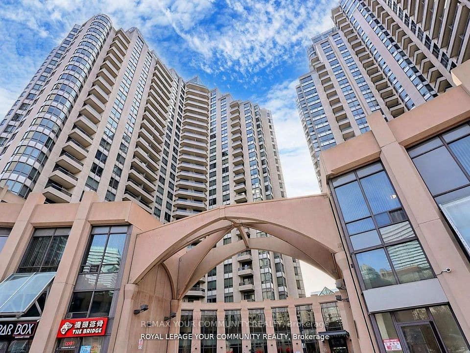 15 Northtown Way 929, Toronto, ON M2N 7A2 – main photo
