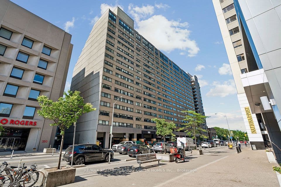 360 Bloor Street E 301, Toronto, ON M4W 3M3 – main photo