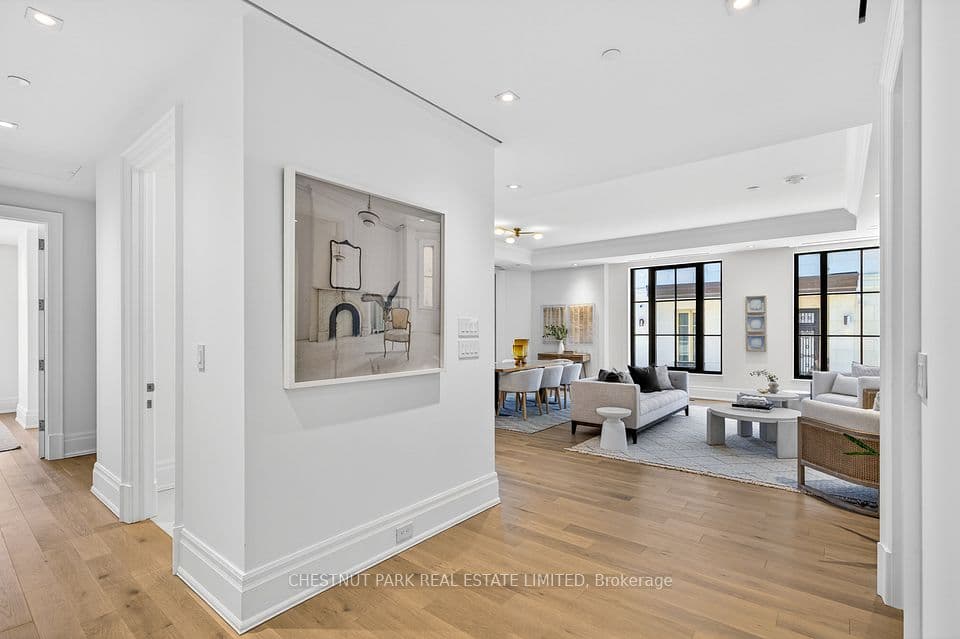 77 Clarendon Avenue 202, Toronto, ON M4V 0B8 – photo 3