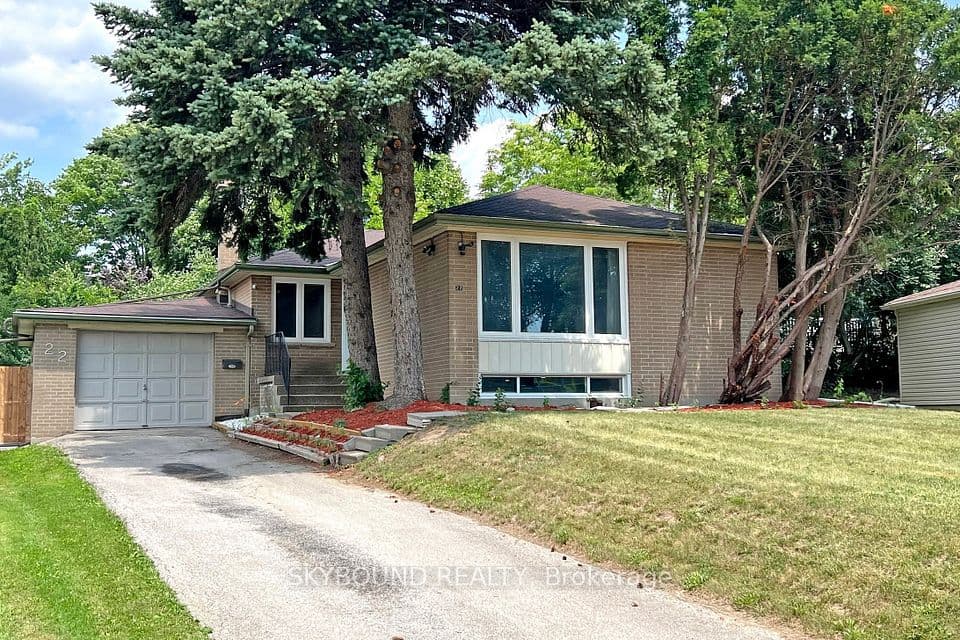 22 Royal Doulton Drive, Toronto, ON M3A 1N5 – main photo