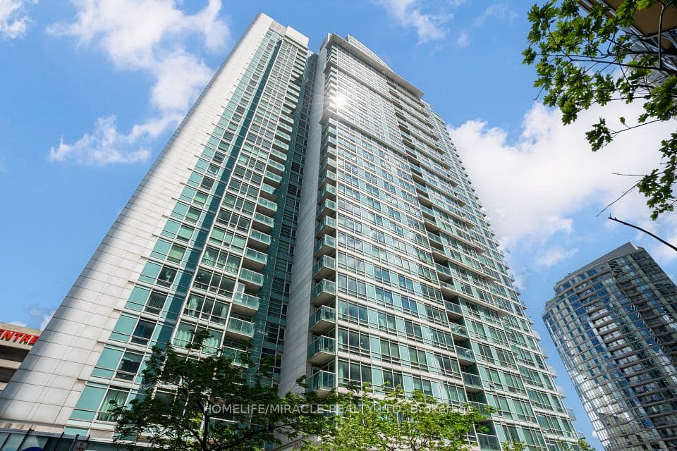 81 Navy Wharf Court 201, Toronto, ON M5V 3S2 – photo 3