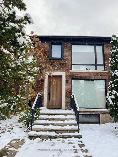 127 Glenvale Boulevard, Toronto, ON M4G 2W1 – main photo