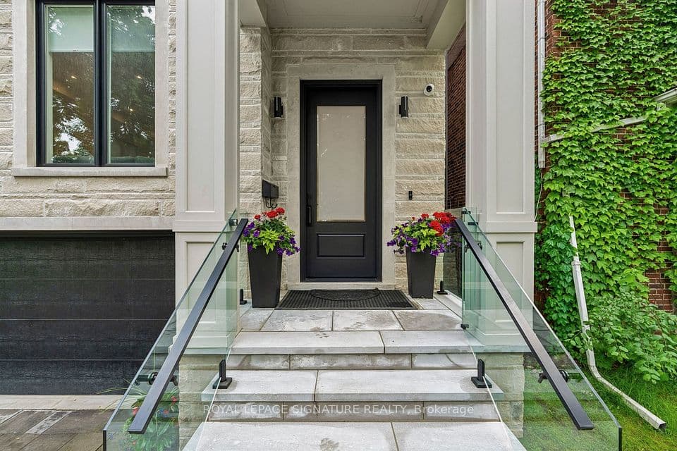 115 Whitmore Avenue, Toronto, ON M6C 2H6 – photo 3