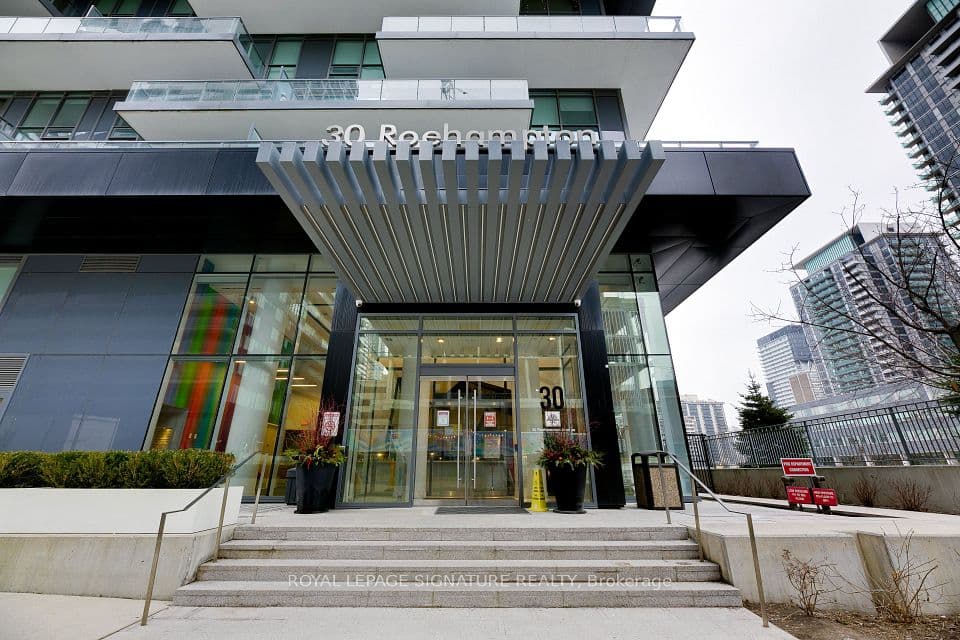 30 Roehampton Avenue 806, Toronto, ON M4P 0B9 – photo 2